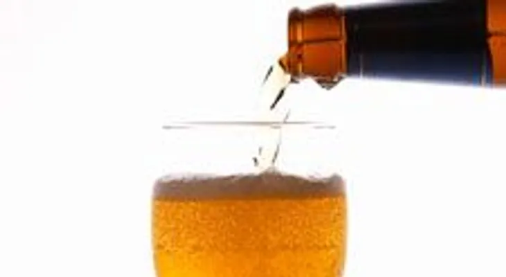 Dicen que la cerveza reduce los niveles de colesterol