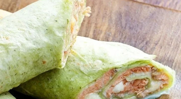 Deliciosos burritos de pollo y espinacas