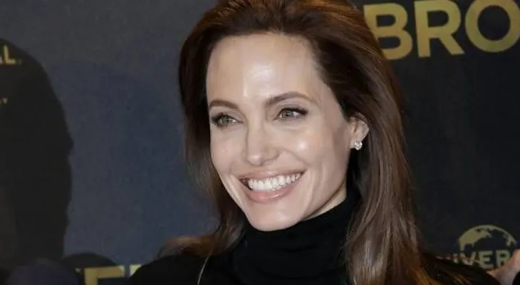 Película de Angelina Jolie causa indignación en Japón 