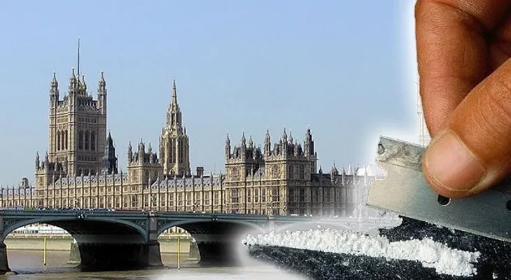 Encuentran cocaína en los baños del Palacio de Westminster