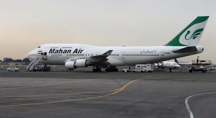 EE.UU. sanciona a 36 entidades por apoyar al sector aéreo de Irán y designa a 27 aerolíneas iraníes