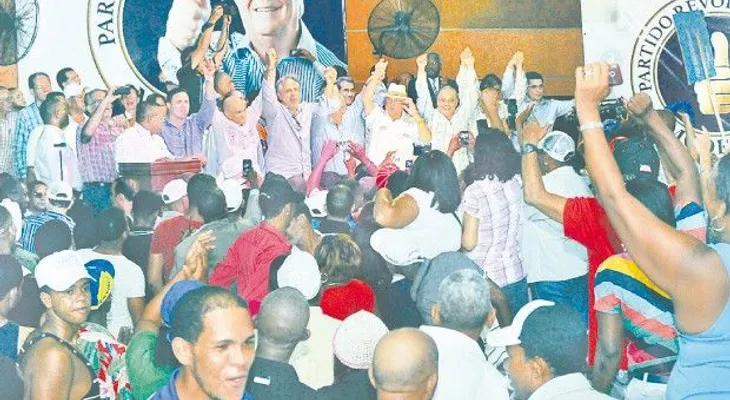 Mejía favorece ir a convención en PRM