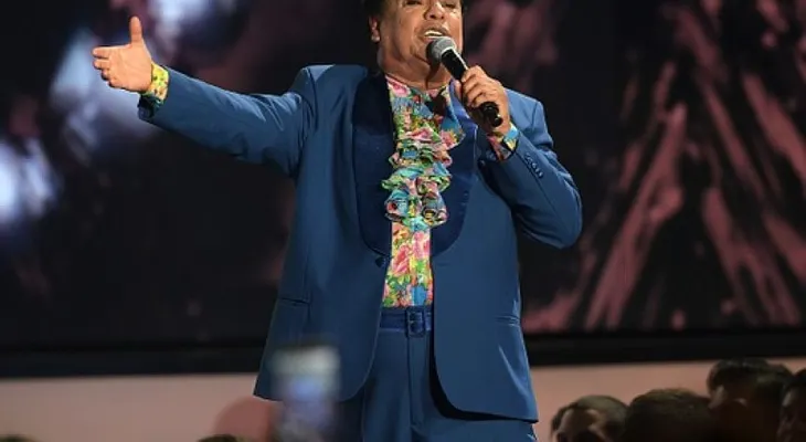 Juan Gabriel: Ofrecen varias versiones sobre su muerte 