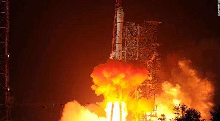 China explorará el lado oscuro de la Luna