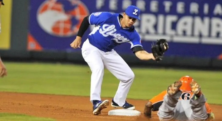 Licey blanquea a Toros, GC le ganan a los Leones y suspenden juego entre EO y AC