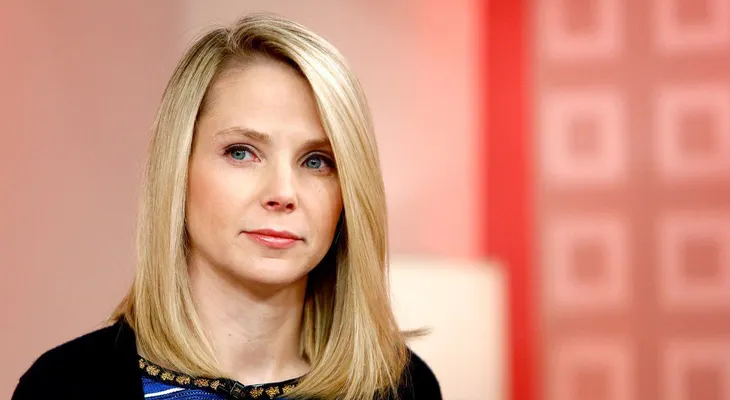 El plan para salvar a Yahoo: despedir a Marissa Mayer