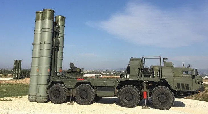 Rusia toma precauciones: reforzará su Ejército con más sistemas antiaéreos S-400
