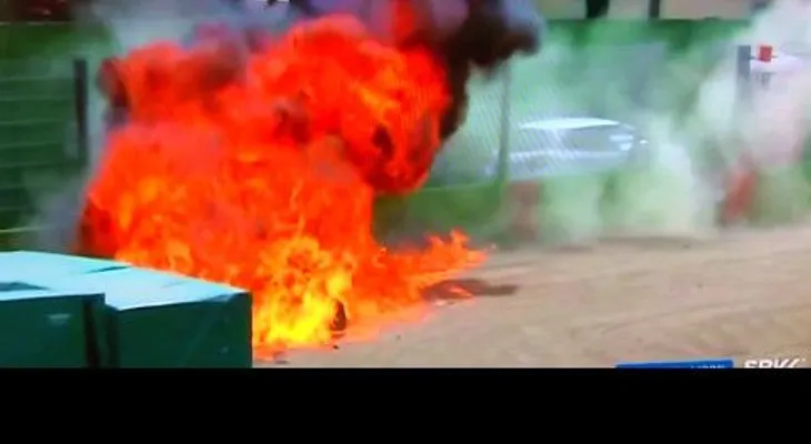 Impactante accidente durante Campeonato Mundial de Superbikes