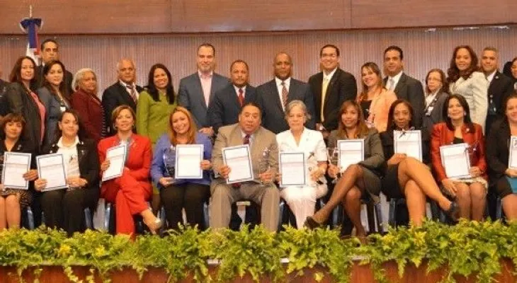 Contraloría tramita 9 por ciento de las nóminas en menos de 24 horas