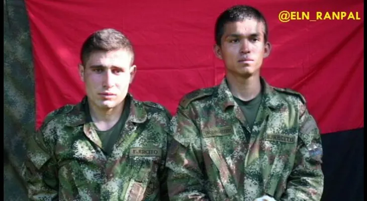 ELN libera a dos soldados que había secuestrado en Boyacá