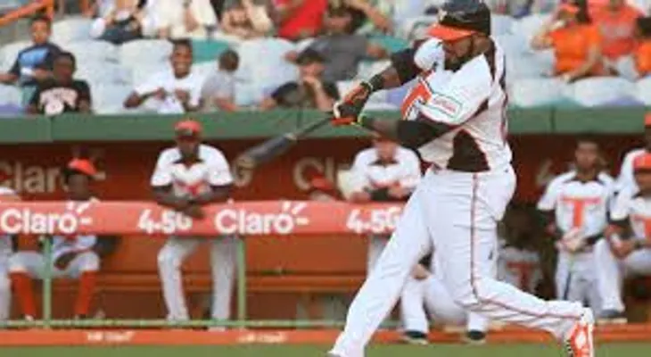  Valdespín dispara un bambinazo y los Toros vencen 7-3 a las Estrellas 