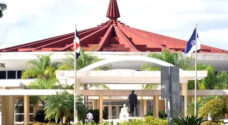Demandan autoridades UASD prestar atención denuncia vicerrector