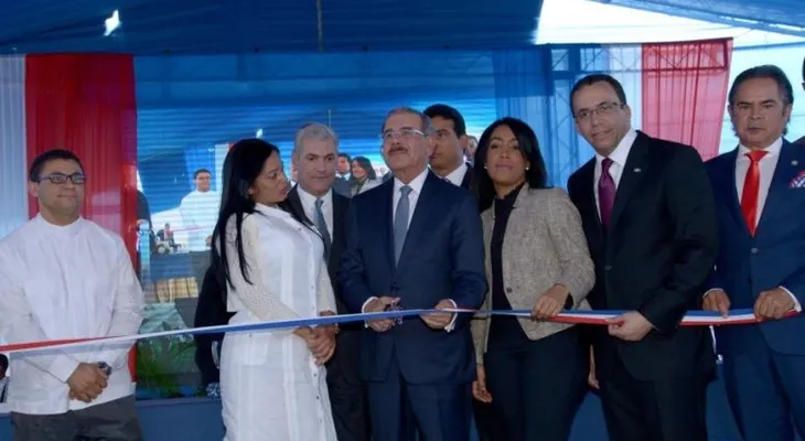 Presidente Danilo Medina entrega dos nuevos centros educativos en Santiago Rodríguez y Dajabón