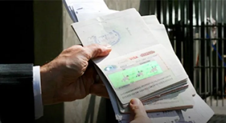 Secuestran de camión y roban visas de EEUU en México