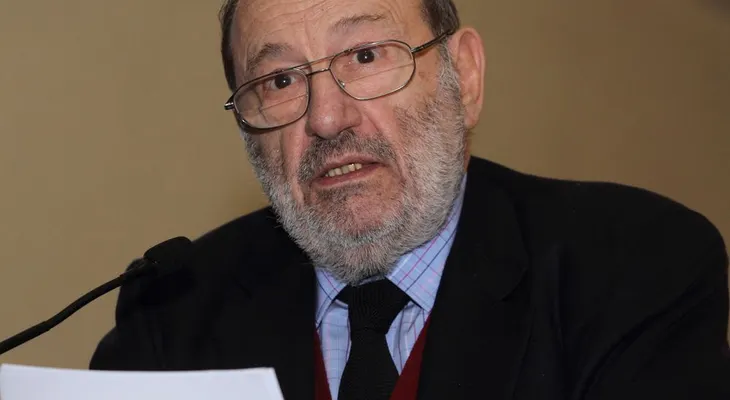 Muere escritor Umberto Eco, víctima de un cáncer 