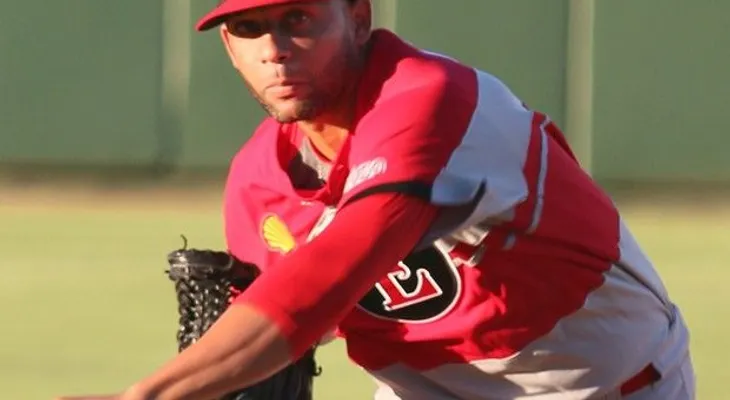 Las Estrellas derrotan a los Gigantes y Leones a Toros