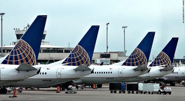 El escándalo de United Airlines no se le convirtió en pesadilla: sus acciones están por los cielos