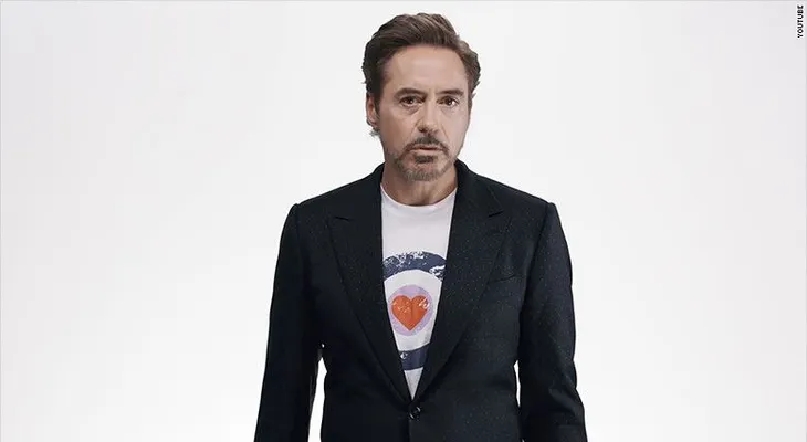 Avengers y otras superestrellas de Hollywood llaman al voto en EE.UU.