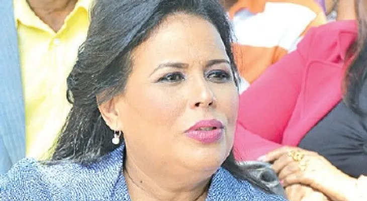 Isabel de la Cruz promete seguir obra de Juancito