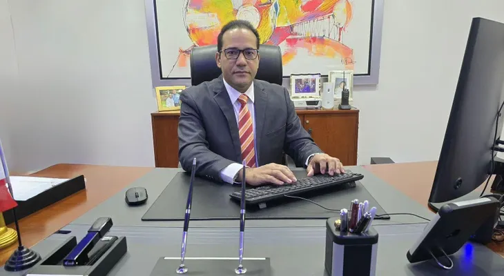 La traición disfrazada de tecnocracia: Magín Díaz y la puñalada en el corazón al perremeísmo