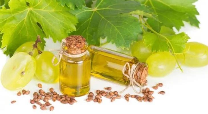 Cómo aliviar las uñas quebradizas con 5 tratamientos de origen natural