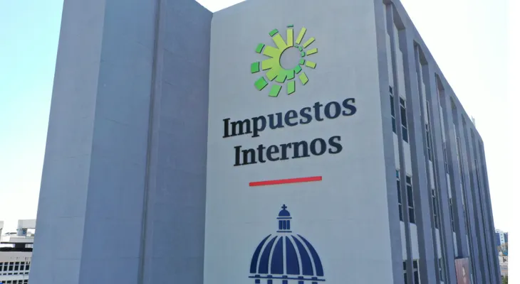 DGII recauda RD$2,986.7 millones por marbete 2025-2026