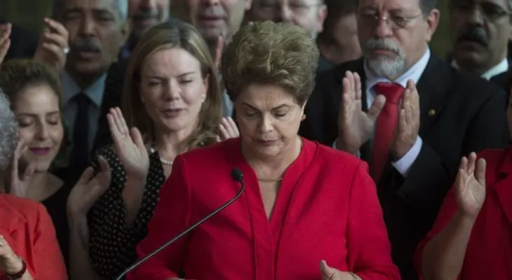 Brasil tuvo tres presidentes en un día