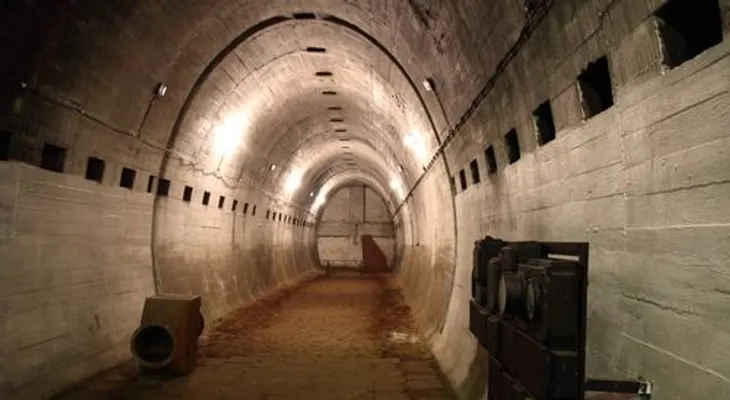 Encuentran el túnel secreto por el que habría huido Hitler de Berlín