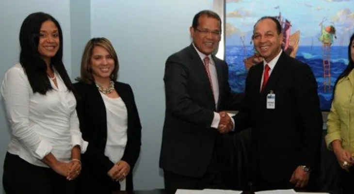 Pro Bono RD y CECSEL-SD firman acuerdo de colaboración