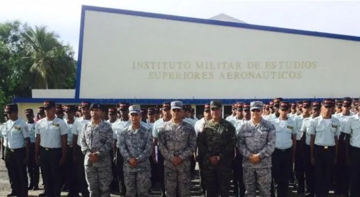 Gradúan 292 miembros de la Comisión Militar y Policial de Obras Públicas