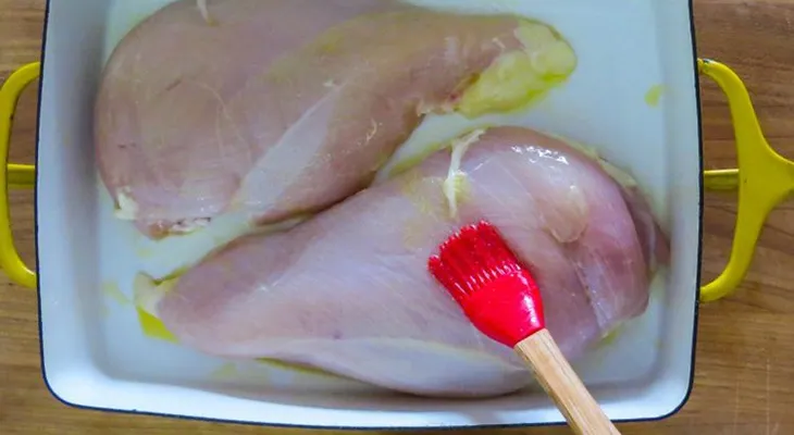 Un modo de preparar el pollo. ¡Jamás has probado un filete tan jugoso!