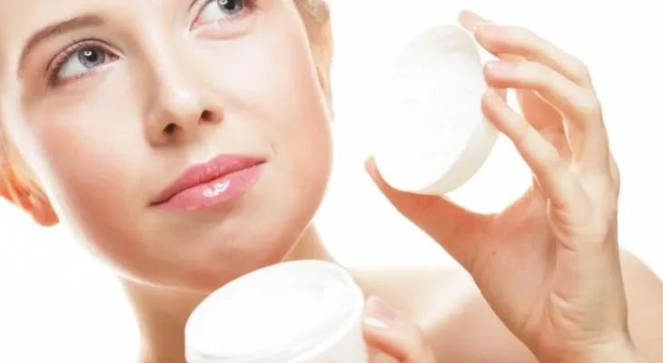 4 pasos a tomar en cuenta para elegir una crema antiarrugas