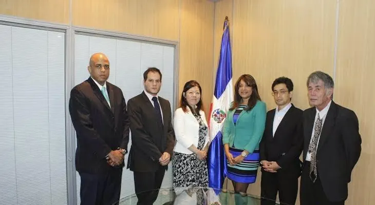 Delegación de Japón visita la sede central del Ministerio de la Juventud