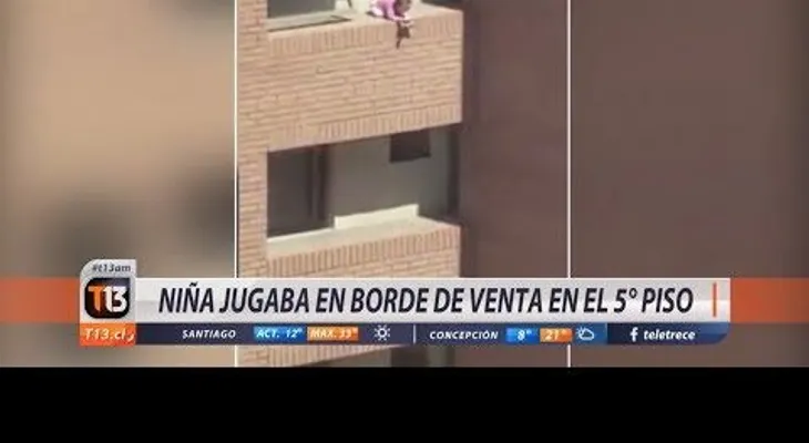 Milagrosamente niña se salva de caer de un quinto piso; su madre hablaba por teléfono