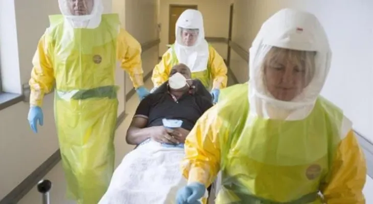 60 voluntarios se inyectan parte del ébola para buscar una vacuna