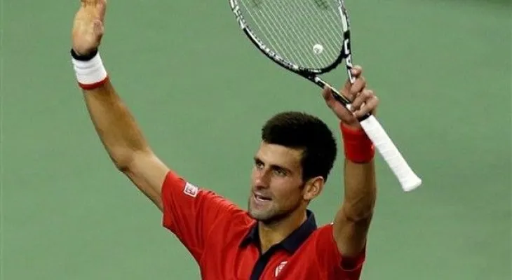 Djokovic avanza a su 13ra final consecutiva
