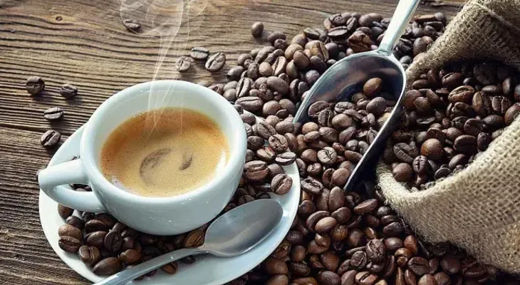 El café tiene polifenoles, un tipo de antioxidante beneficioso para la salud 