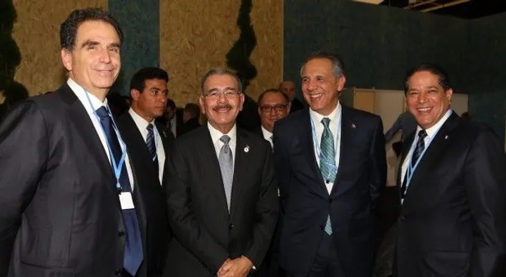 Presidente Medina convierte a RD en miembro fundador de Alianza Internacional Solar