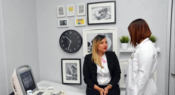 Industria y Comercio celebra jornada preventiva contra el cáncer de mama 