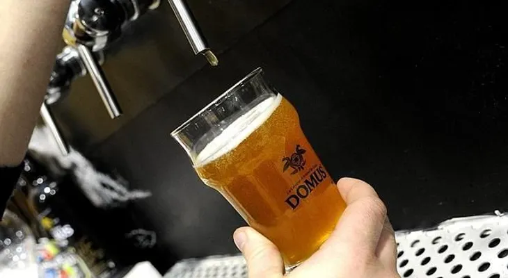 10 razones saludables para que bebas cerveza