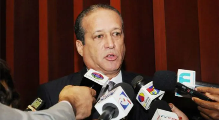 PLD sube a 7 juristas que contratará para decidir sobre primarias