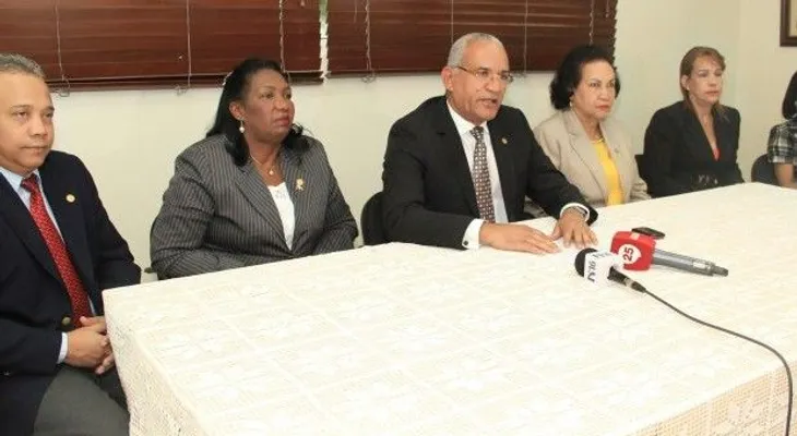 Colegio de Notarios deplora decisión de la Cámara Civil contra Ley 140-15