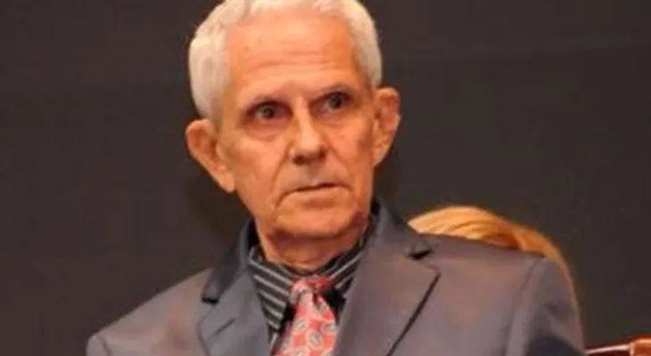 Fallece el periodista y escritor Santiago Estrella Veloz
