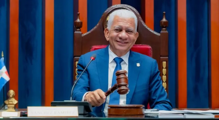 Encuesta sitúa a Ricardo de los Santos entre senadores con mejor imagen positiva a nivel nacional