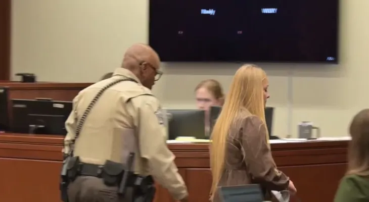 Exreina de belleza de Kentucky es condenada a 10 años de prisión por la muerte de su hijo recién nacido