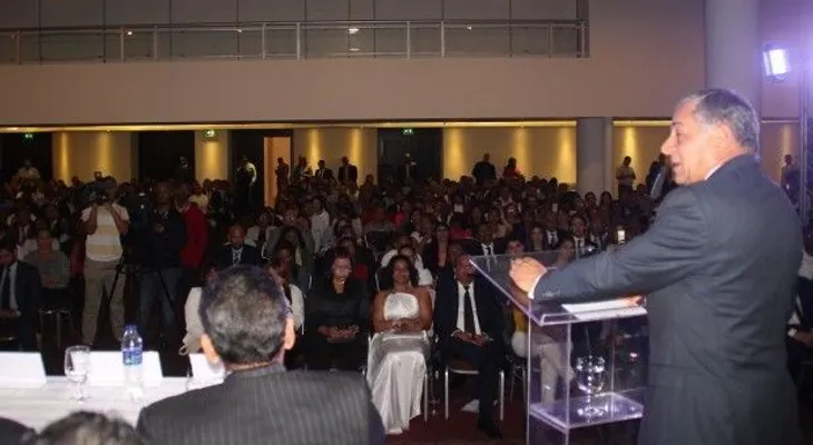 Roberto Salcedo recibe el respaldo de la Red de Abogados con Danilo