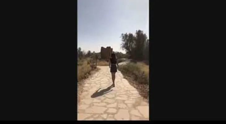 Piden arrestar saudita por pasear con vestimenta "inmoral" y publicarlo en la Red (VIDEO)