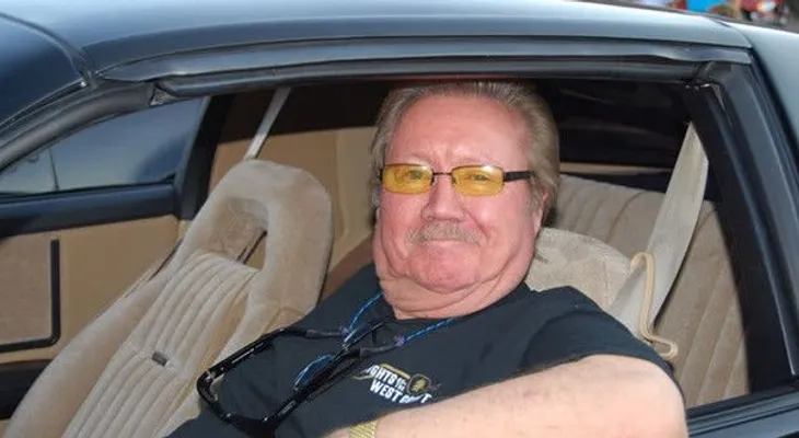Muere Glen A. Larson, productor de Battlestar Galactica