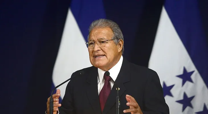 El Salvador no reconoce al gobierno interino de Brasil