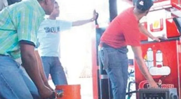 Congelan precios todos los combustibles